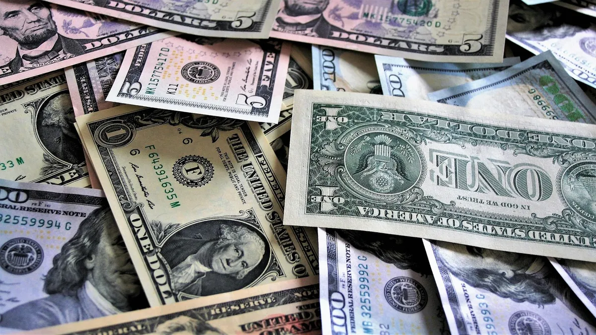 money, dollars, currency, to save, cash, finances, payments, prosperities, america, savings, count, banknotes, the dollar, wealth, pay, success, gain, banking,